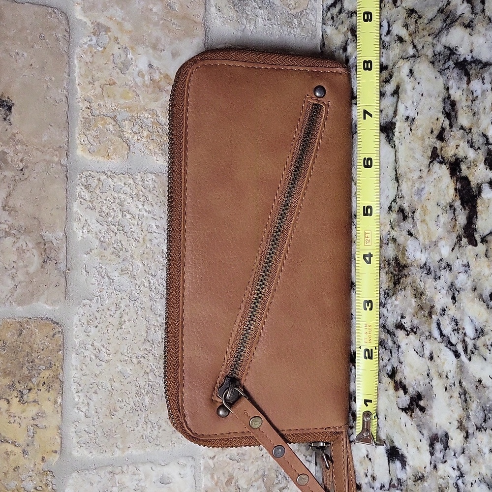 Free People Wristlet Walllet - Picture 4 of 12